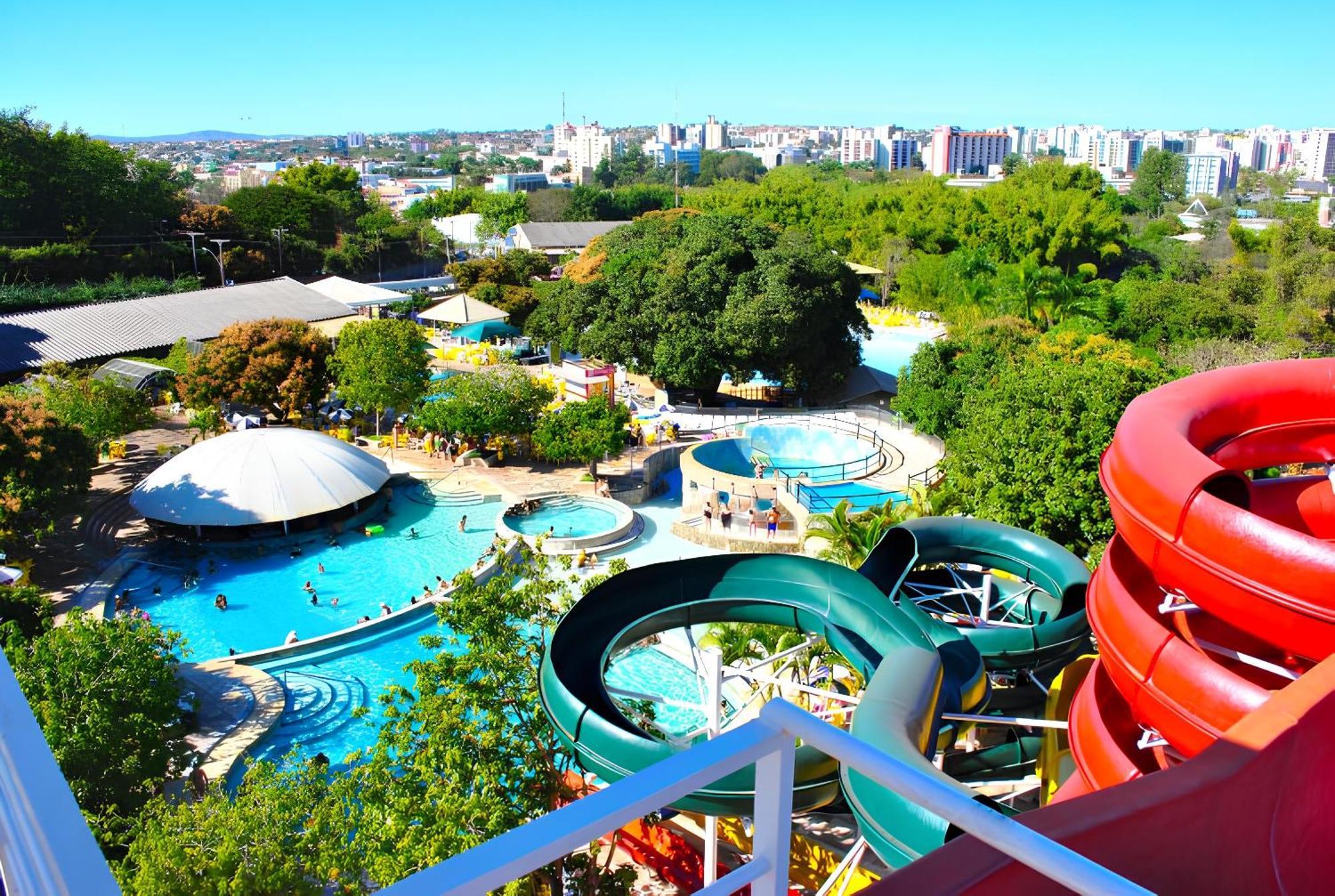 Spazio Diroma Com Acesso Ao Acqua Parque Caldas Novas Exterior photo